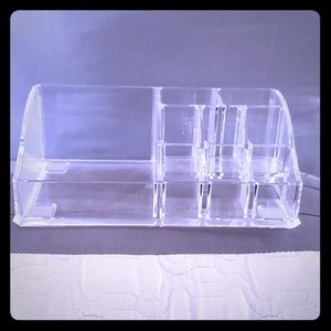 Clear Makeup Display
